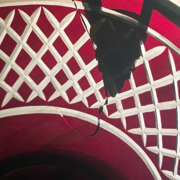 Rare Vintage Ruby Cut Glass Dish - Picture 2 of 2